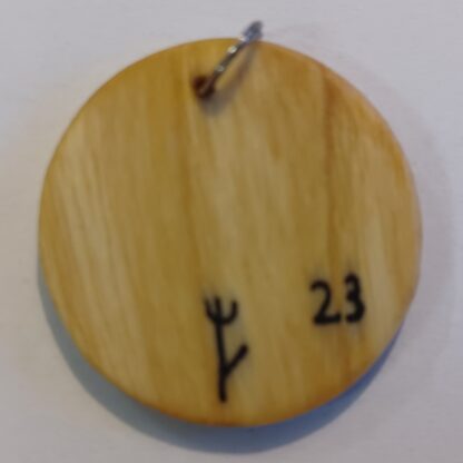 Yggdrasil hängsmycke baksida nummer 23